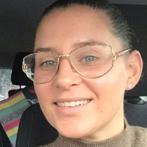 Meet your Posher, Talia